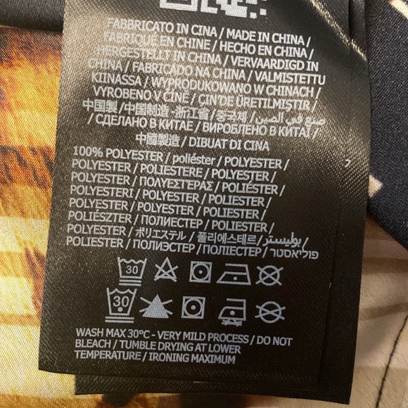 NWT Marciano Guess The Essence Blouse Size XS Leopard Lines Brown Multi Color - Picture 12 of 12